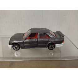 MERCEDES-BENZ 190 DESGUACE apx 1:64 GUISVAL NO BOX