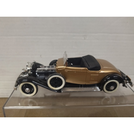 CADILLAC V16 CABRIOLET 1931 GOLD 1:43 RIO MODELS NO BOX