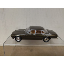 JAGUAR XJ6 4.2 SERIE 2 SABLE 1:43 VANGUARDS NO BOX