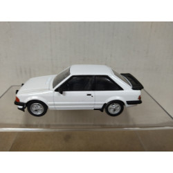 FORD ESCORT MK.III XR3 WHITE RHD 1:43 VANGUARDS NO BOX