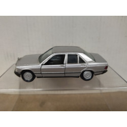 MERCEDES-BENZ W201 190/190E SILVER 1:43 GAMA 1167 NO BOX