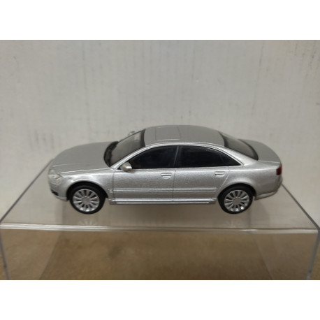 AUDI A8 SILVER 1:43 HONGWELL NO BOX