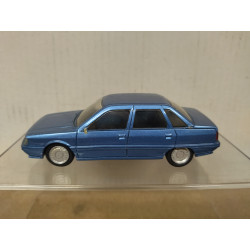 RENAULT 21 BLUE 1:43 PARADCAR RESINE NO BOX/DEFECT