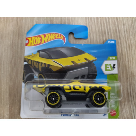 POLESTAR TRX YELLOW 7/10 EV 1:64 HOT WHEELS