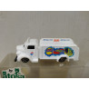 BOTTLE TRUCK DELIVERY 1947 WHITE PEPSI-COLA 1:87 H0 GOLDEN WHEELS