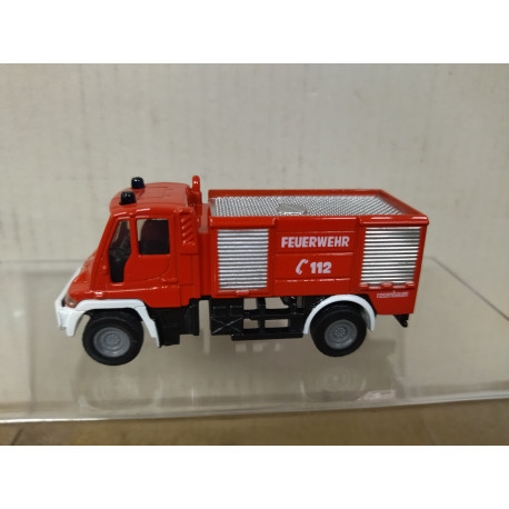 MERCEDES-BENZ UNIMOG U400 FEUE/FIRE/POMPIERS 1:87 H0/apx 1:64 SIKU 1068