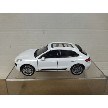 PORSCHE MACAN WHITE 11,5cm Long/1:34-1:39 WELLY retrofriccion