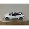 PORSCHE MACAN WHITE 11,5cm Long/1:34-1:39 WELLY retrofriccion