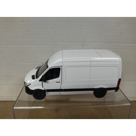 MERCEDES-BENZ SPRINTER WHITE 12,5cm Long/1:48 WELLY retrofriccion