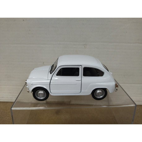 SEAT 600 WHITE 11cm Long/1:38 WELLY retrofriccion