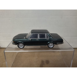 BMW E3 2500 1968 GREEN 1:43 SCHUCO NO BOX/DEFECT RETRO