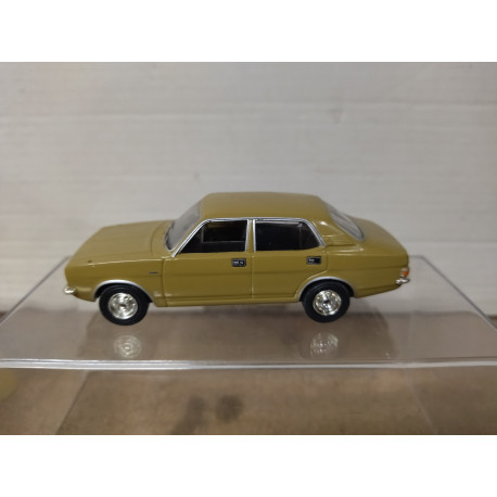 MORRIS MARINA 1300 HARVEST GOLD 1:43 VANGUARDS VA06301