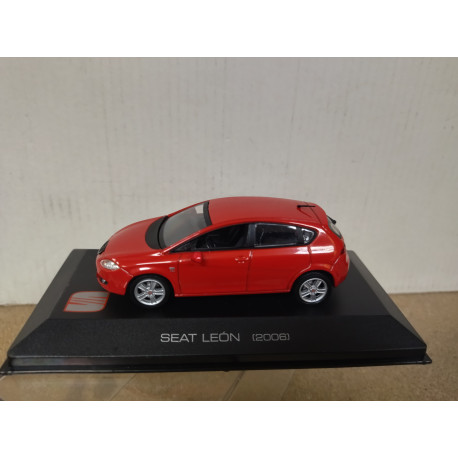 SEAT LEON 2006 ROJO 1:43 ALTAYA IXO