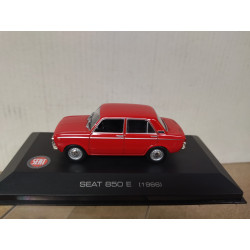SEAT 850 E 1966 4 PUERTAS ROJO 1:43 ALTAYA IXO
