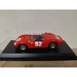FERRARI DINO SP 1962 NURBURGRING HILL-GENDEBIEN 1:43 ART MODEL