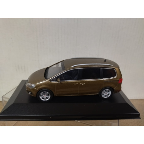 SEAT ALHAMBRA 2 2010-20 METALIC BOAL 1:43 IXO BOX NO ORIGINAL
