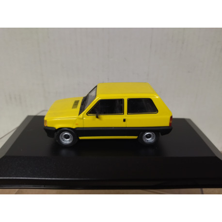 SEAT MARBELLA 1987 AMARILLO QUERIDOS COCHES PT 1:43 ALTAYA IXO BOX NO ORIGINAL