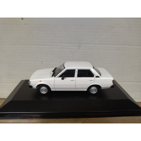 TOYOTA COROLLA 1980 WHITE E70/SERIE 4 1:43 DeAGOSTINI IXO BOX NO ORIGINAL