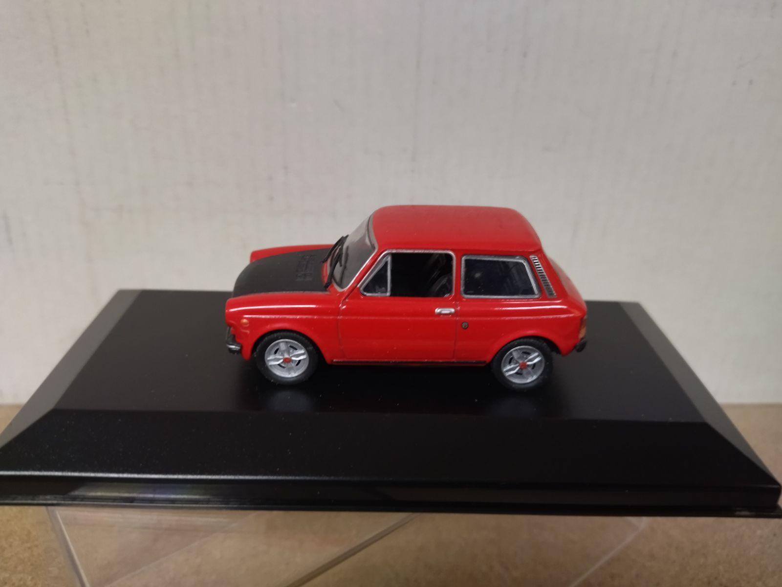AUTOBIANCHI A112 ABARTH 1982 RED 1:43 HACHETTE IXO - BCN STOCK CARS