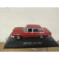 MERCEDES-BENZ W108 300 SEL 6.3 1968 DARK RED 1:43 ALTAYA IXO NO FOTO