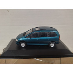 CHEVROLET ZAFIRA 2001 (OPEL ZAFIRA A) CHV 47 BRAZIL 1:43 SALVAT IXO DEFECT TECHO