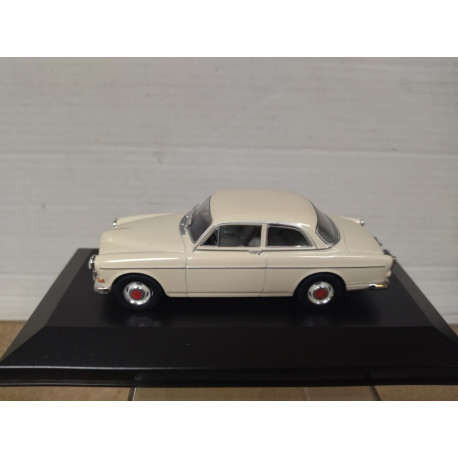 VOLVO 130 AMAZON 1:43 DeAGOSTINI IXO BOX NO ORIGINAL