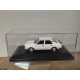 SKODA 105L 1976 WHITE 1:43 IXO DEFECTUOSO/BOX NO ORIGINAL