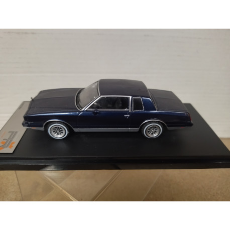 CHEVROLET MONTE CARLO 1981 BLUE 1:43 PREMIUM PRD590 URNA RAJADA