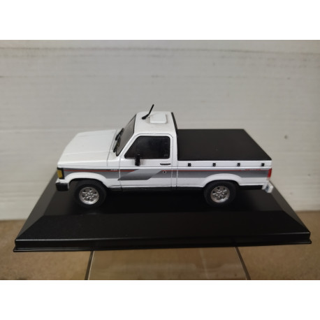 CHEVROLET C-20 1994 PICKUP WHITE 1:43 SALVAT IXO BOX NO ORIGINAL