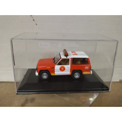 NISSAN PATROL BARCELONA BOMBEROS 1:43 SALVAT IXO BOX NO ORIGINAL/DEFECT/NO RETRO