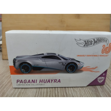 PAGANI HUAYRA 1:64 HOT WHEELS ID SERIE 2