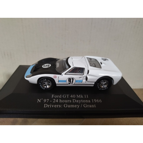 FORD GT40 1966 MK.II 24 H DAYTONA GUMEY-GRANT 1:43 UNIVERSAL HOBBIES