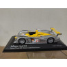 AUDI R8 INFINEON 2002 12 H SEBRING CAPELLO-HERBERT-PESCATORI 1:43 MINICHAMPS