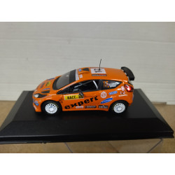 FORD FIESTA S2000 2010 RALLY CATALUÑA SOLBERG 1:43 ALTAYA IXO BOX NO ORIGINAL