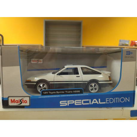 TOYOTA SPRINTER TRUENO AE86 WHITE 1:24 MAISTO
