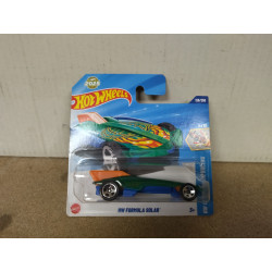 FORMULA SOLAR GREEN 4/10 CELEBRATION RACERS 1:64 HOT WHEELS