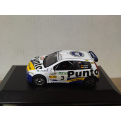 FIAT PUNTO S1600 2002 RALLY LLANES VALLEJO 1:43 DEFECT/NO RETRO/BOX NO ORIGINAL