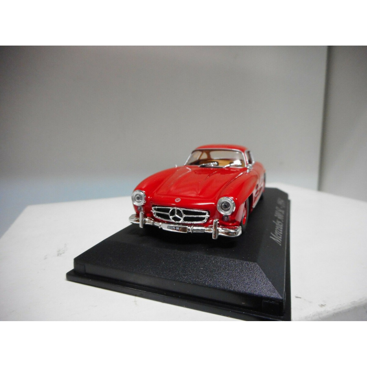 Mercedes 300SL Rouge échelle 1/43 - Somerville Models, Métal Blanc - Excellent état