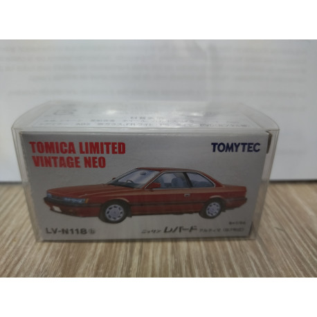 NISSAN LEOPARD ULTIMA 1:64 TOMICA LIMITED NEO N-118b