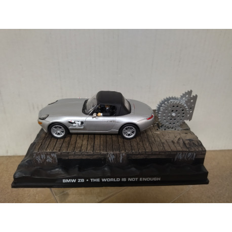 BMW E52 Z8 + FIGURA THE WORLD IS NOT ENOUGH 007 JAMES BOND 1:43 EAGLEMOSS IXO