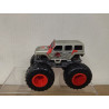 JURASSIC PARK JEEP MONSTER TRUCK 1:64 HOT WHEELS NO BOX
