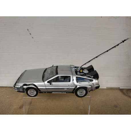 DMC DELOREAN