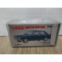 NISSAN CEDRIC CUSTOM BLUE 1:64 TOMICA LIMITED VINTAGE LV-94b
