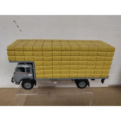 RENAULT R4220 FAINEANT FOURRAGE/PAJA CAMION/TRUCK 1:43 ALTAYA IXO NO BOX/DEFECT