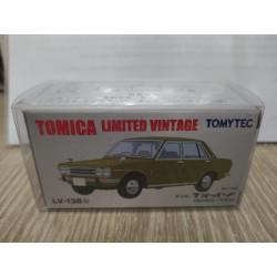 DATSUN BLUEBIRD 1800 SSS GREEN 1:64 TOMICA LIMITED VINTAGE LV-138b