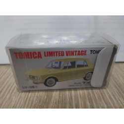 DATSUN BLUEBIRD 1200 FANCY DX YELLOW 1:64 TOMICA LIMITED VINTAGE LV-65c