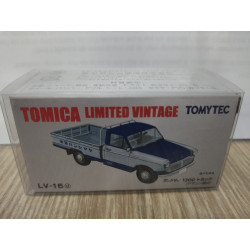 DATSUN 1200 TRUCK WHITE/BLUE 1:64 TOMICA LIMITED VINTAGE LV-15d