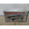 ISUZU BELLETT 1600 GTR WHITE 1:64 TOMICA LIMITED VINTAGE LV-150c