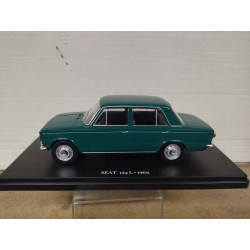 SEAT 124 L 1969 VERDE 1:24 SALVAT IXO