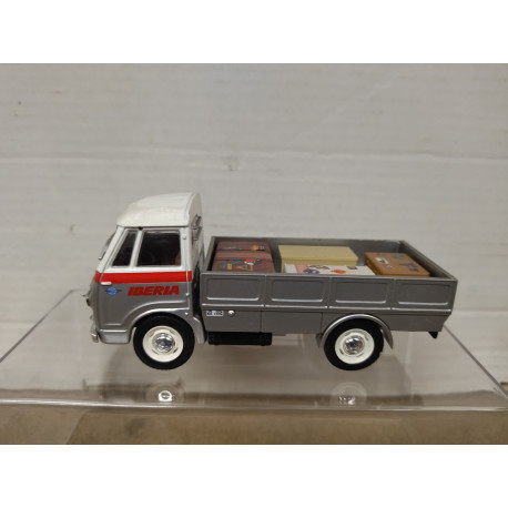 ALFA ROMEO FADISA 1965 PICKUP IBERIA 1:43 SALVAT IXO DEFECT/NO RETRO/NO BOX
